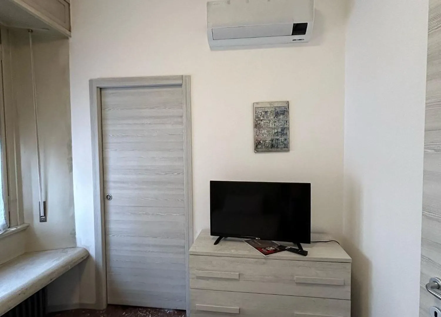 L'Affaire Du Collier Hotel Bergamo Guest house