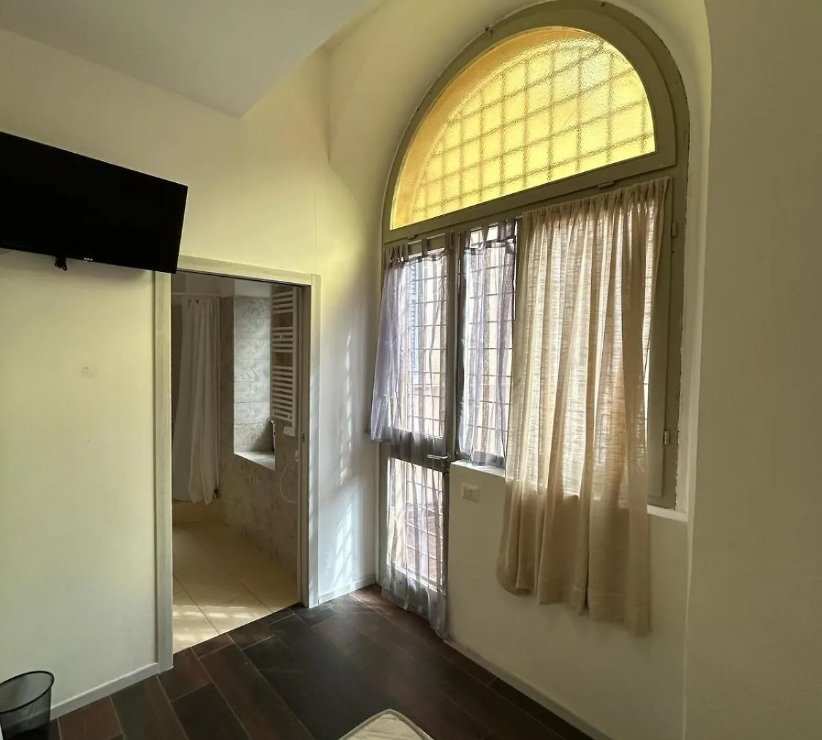 L'Affaire Du Collier Hotel Bergamo 0*,